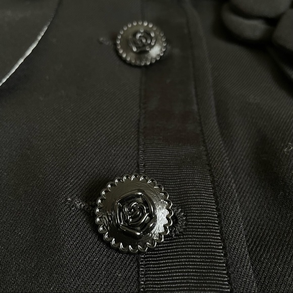 Forever 21 Tulist: Cropped 3/4 Length Sleeve Bolero Style Jacket - Picture 8 of 10